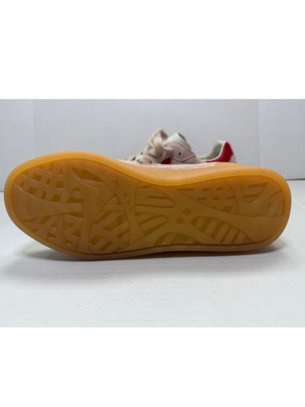 NWOB Coolway Goal Suede Retro Court Sneakers -Marshmallow/Red- size 7.5 US/ 38EU - Picture 10 of 11